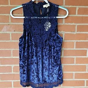 Entro Blue Embellished Sleeveless Blouse